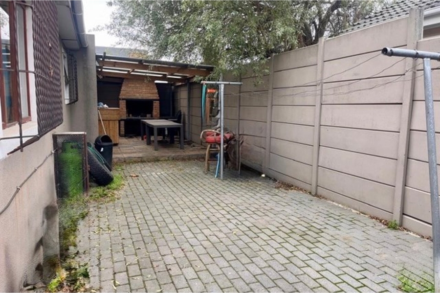 3 Bedroom Property for Sale in Windsor Park Estate Western Cape